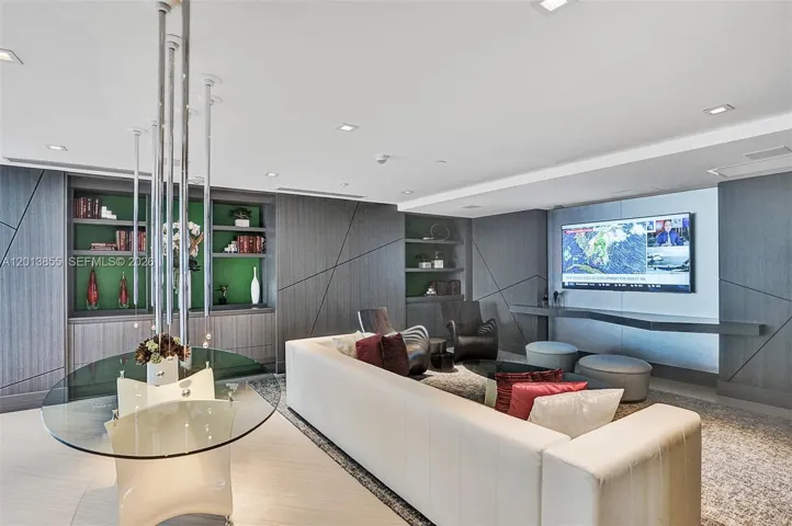 COMMON CHILLING AREA