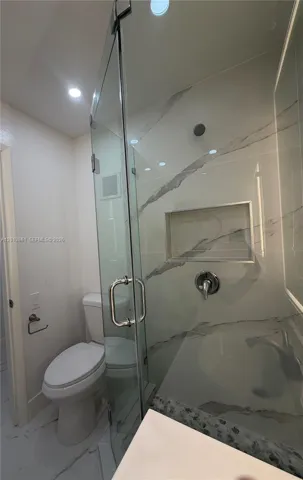 2nd Bedroom ensuite