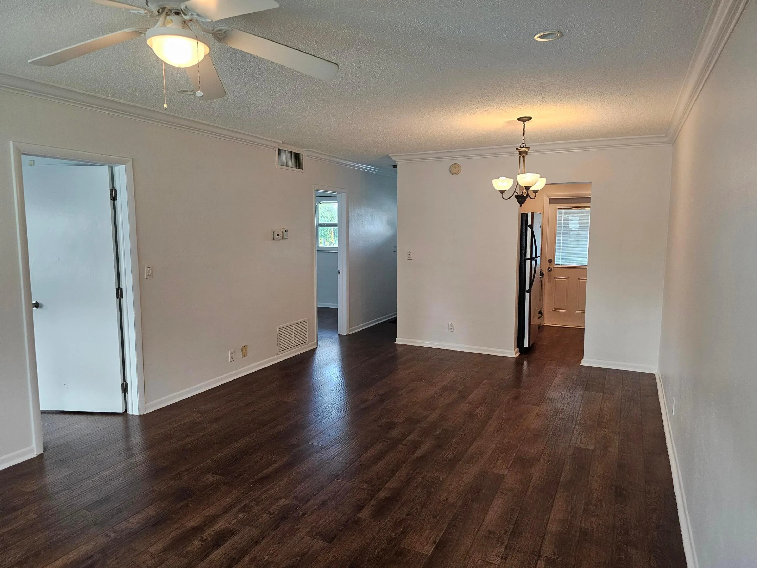 Livingroom Dinning Area