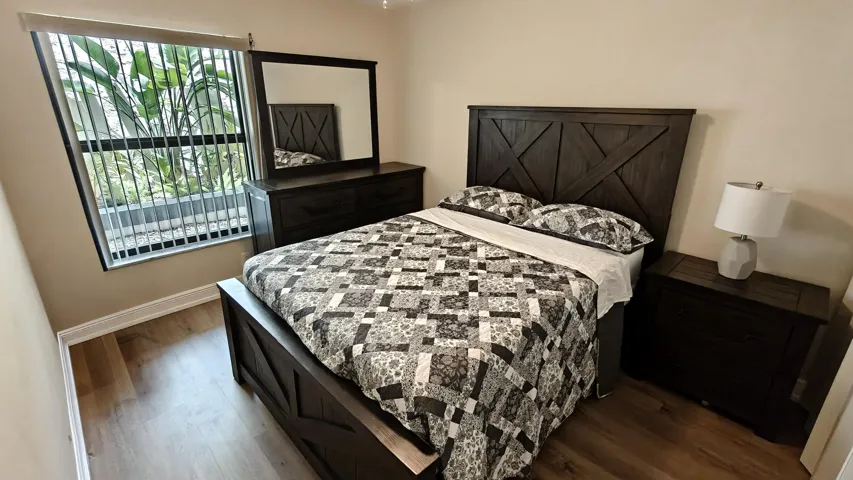 Front guest bedroom