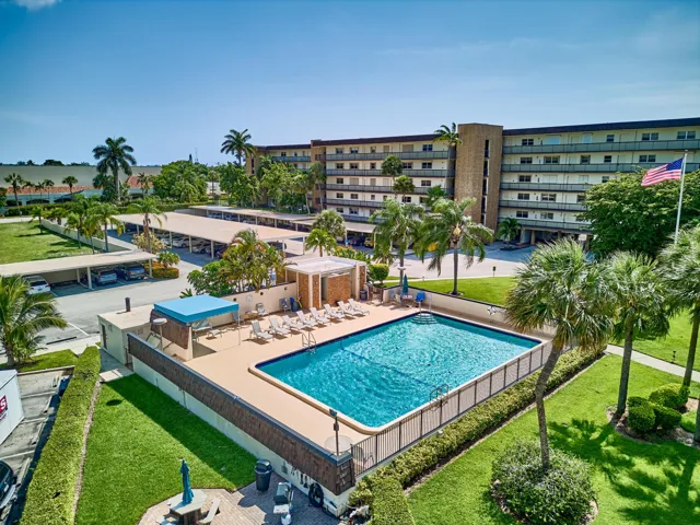 Community Pool & Grounds