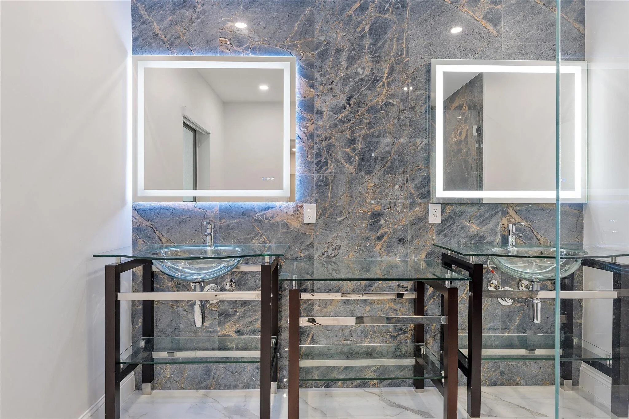 Property photo 81