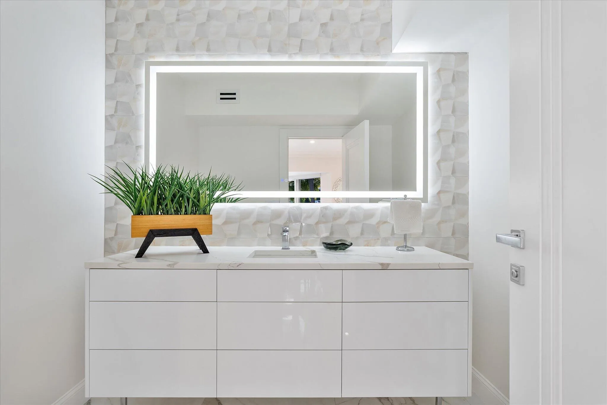 Property photo 82