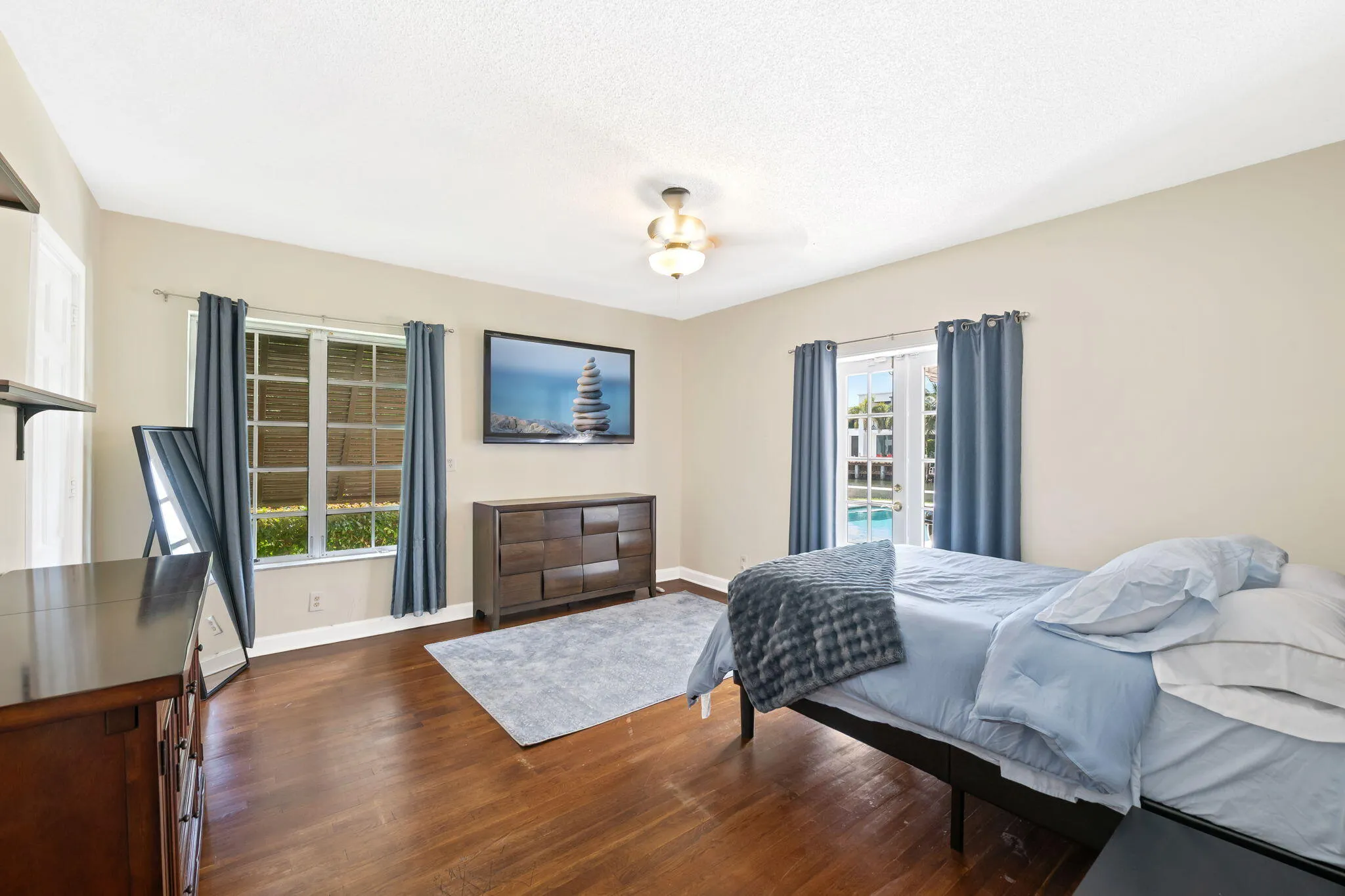 Property photo 28
