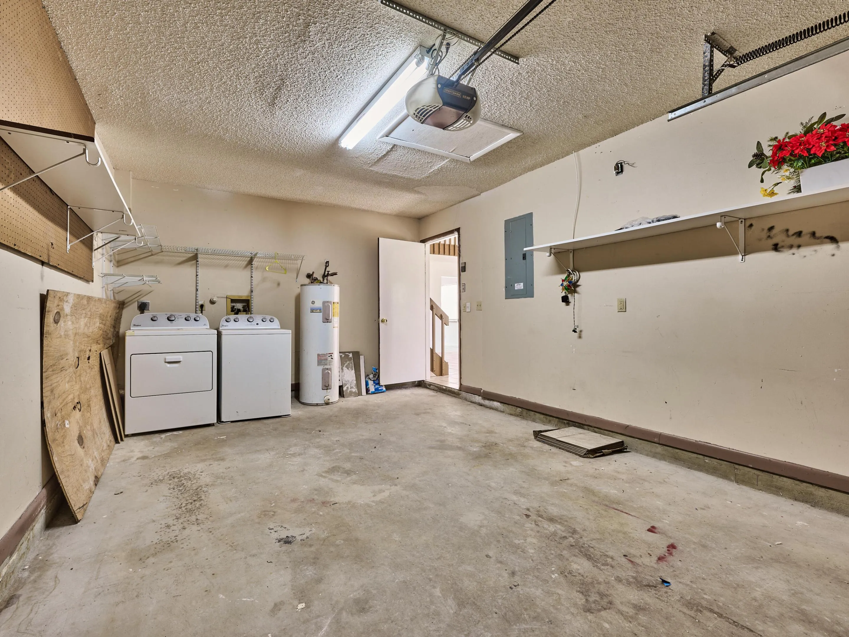 Property photo 34