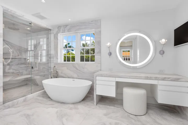 Primary Bath Hers