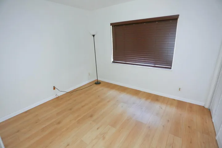 019-004-Bedroom 1-1500x1000