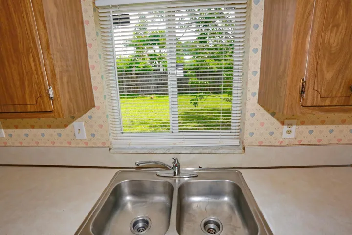 012-028-Kitchen-1500x1000