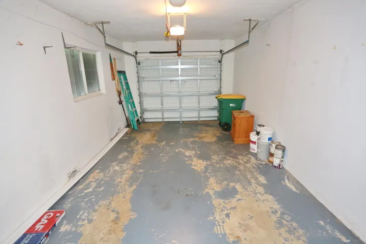 028-034-Garage-1500x1000