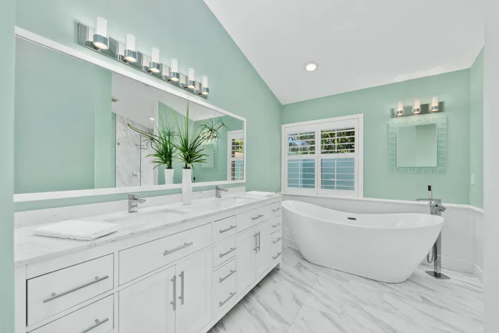 490 Mars Way (25)