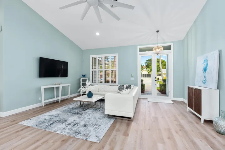 490 Mars Way (17)