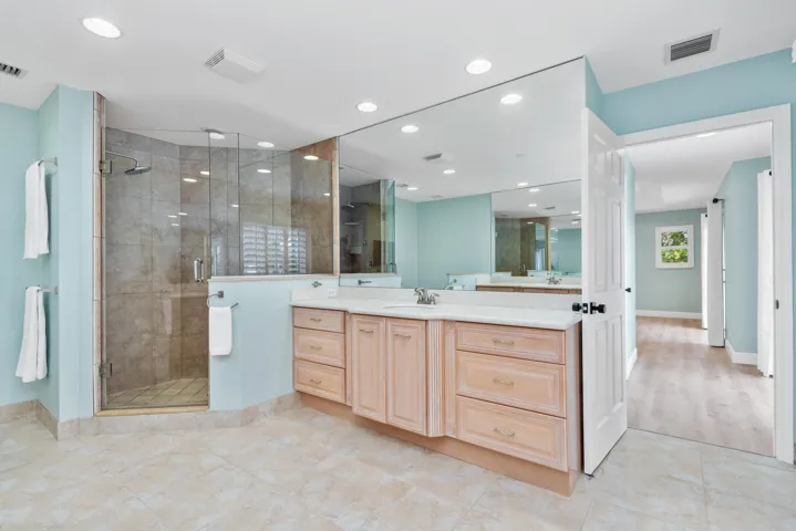 490 Mars Way (33)