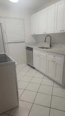 4111OAKS4061