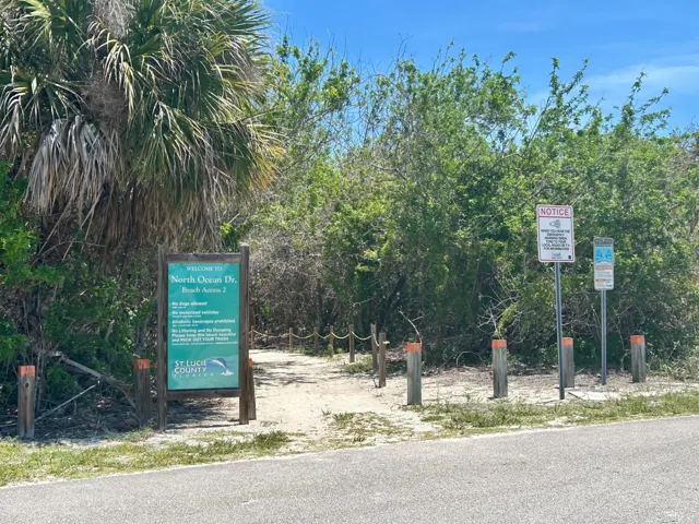 Neighborhood beach access 2