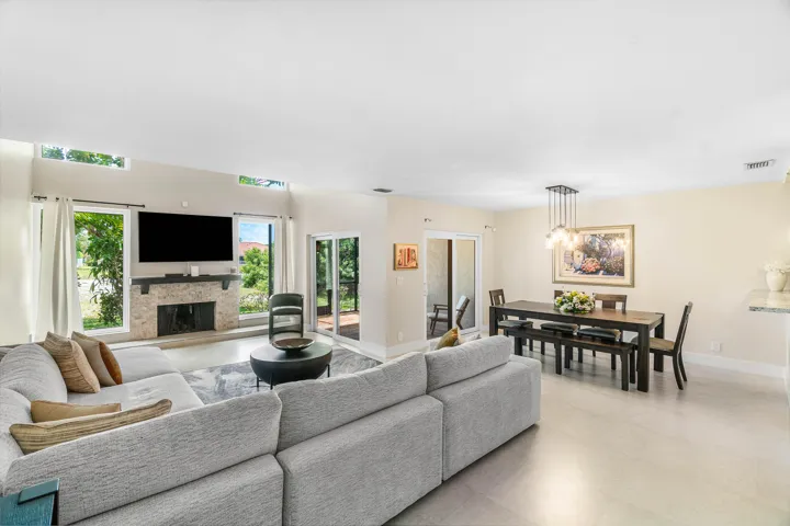 006-6044GlendaleDrive-BocaRaton-FL-33433