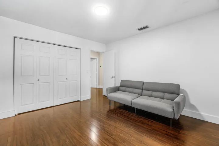 018-6044GlendaleDrive-BocaRaton-FL-33433