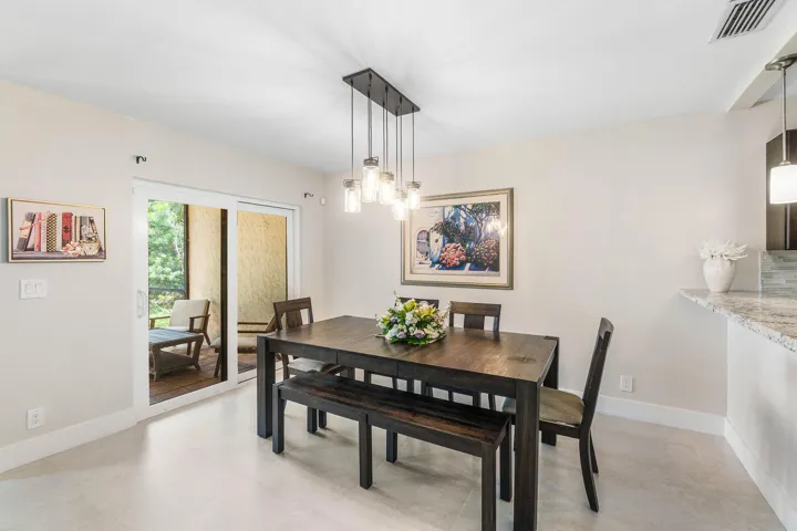 008-6044GlendaleDrive-BocaRaton-FL-33433
