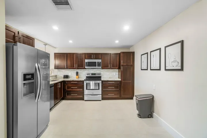 013-6044GlendaleDrive-BocaRaton-FL-33433