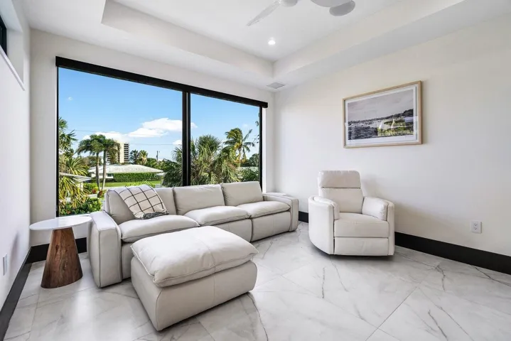023-13480USHighway1-JunoBeach-FL-33408-S