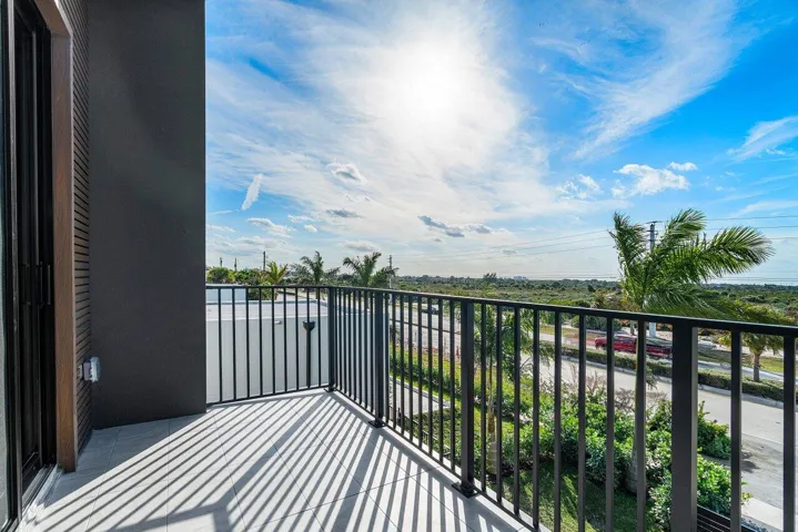 026-13480USHighway1-JunoBeach-FL-33408-S
