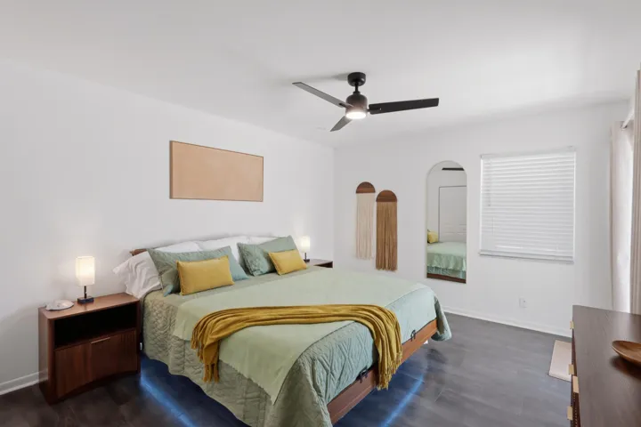 037-068-Bedroom-4200x2800