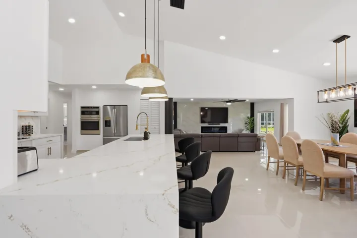 014-077-Kitchen-4200x2800