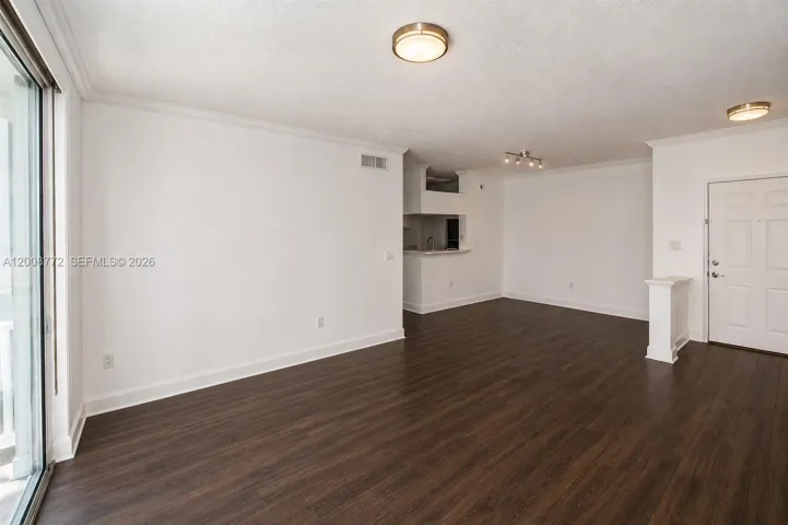 UNFURNISHED Living and Dining Room