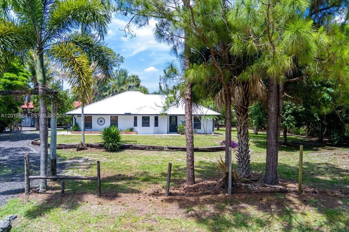 Property photo 38