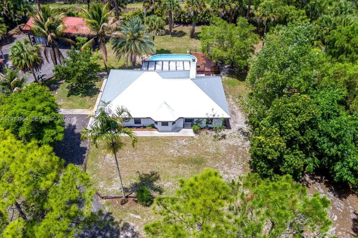 Property photo 42