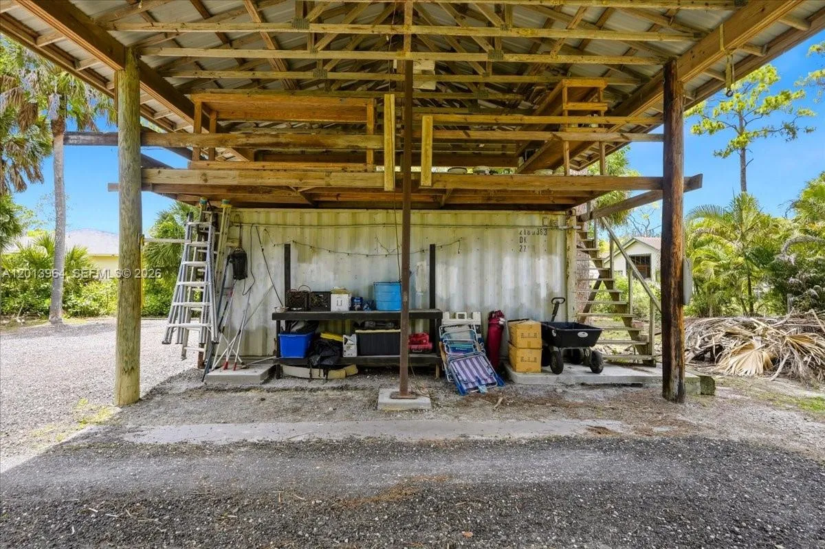 Property photo 34