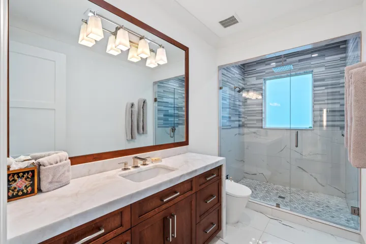 GUEST_BATH_3