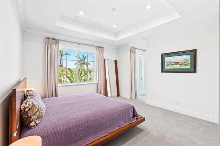 GUEST_BEDROOM_1_LEFT_ANGLE
