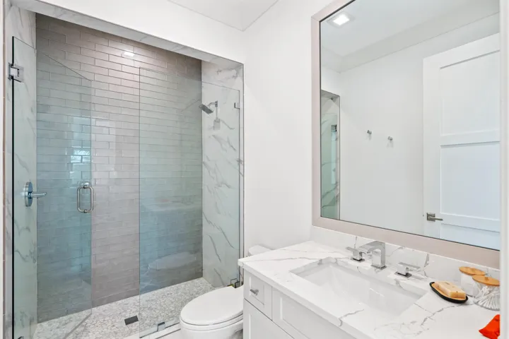 GUEST_BATH_4