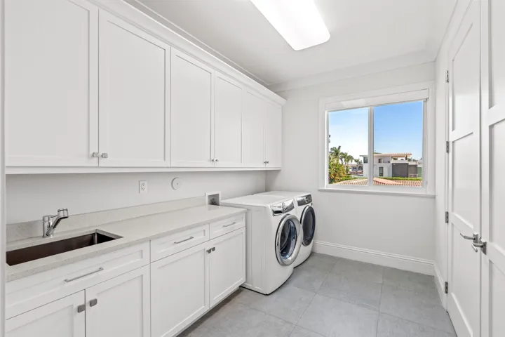 LAUNDRY_ROOM_2