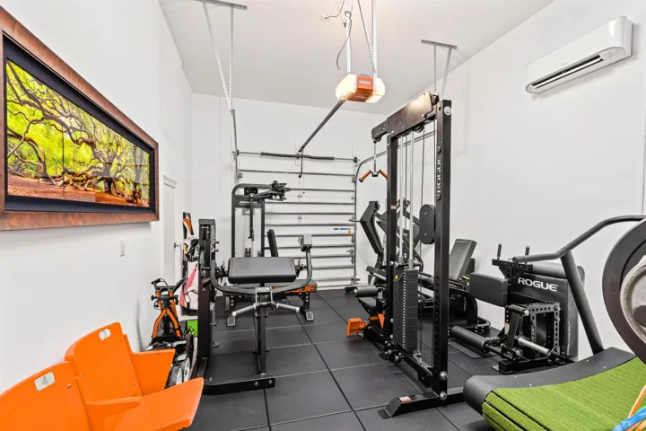 FITNESS_ROOM_2