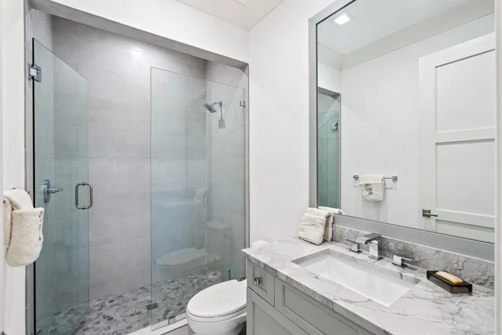 GUEST_BATH_5