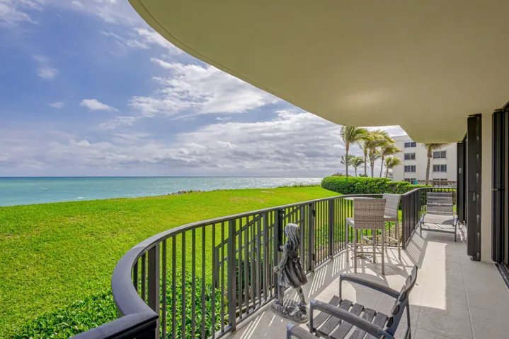 Living Room Terrace