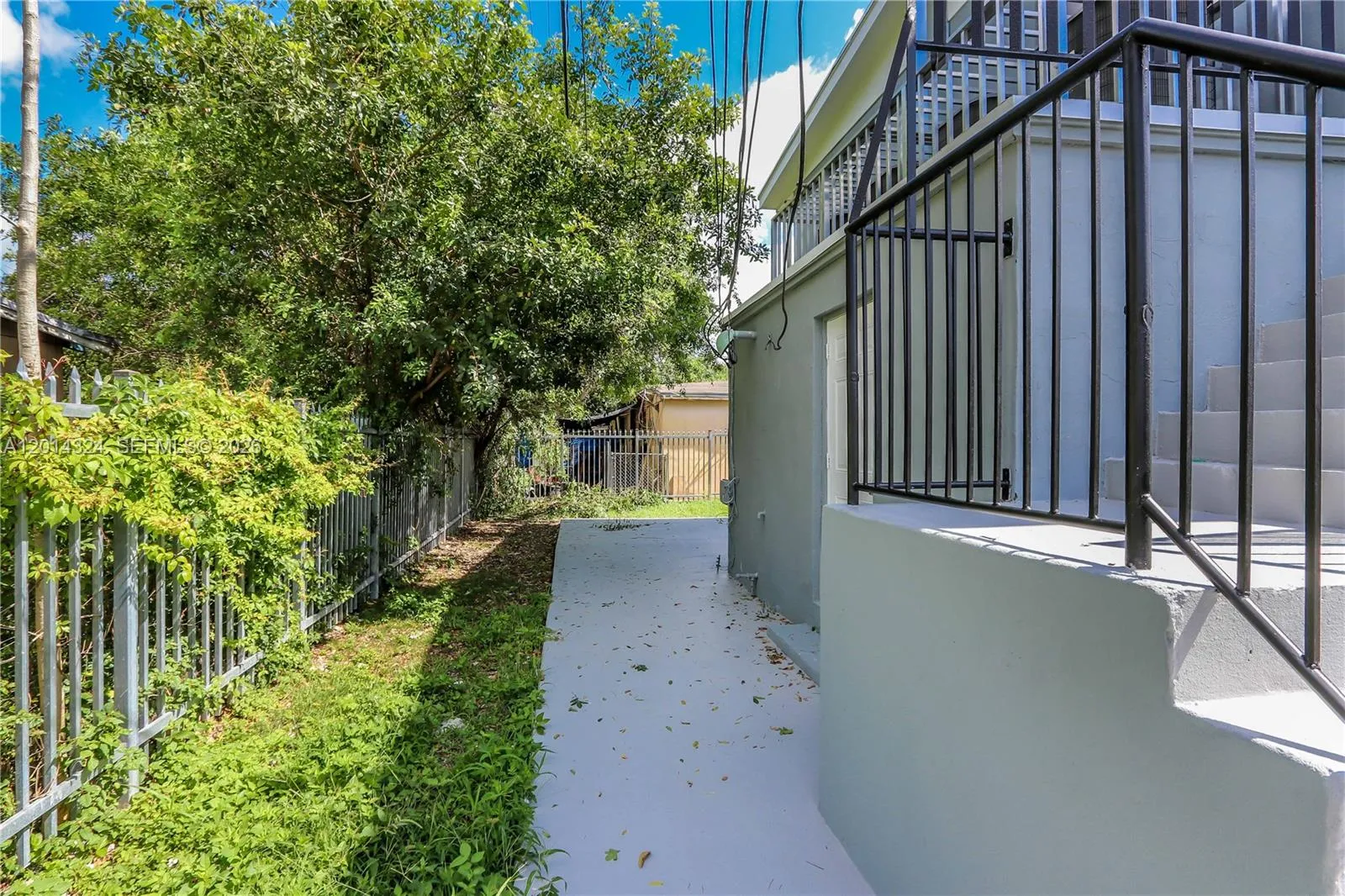 Property photo 24