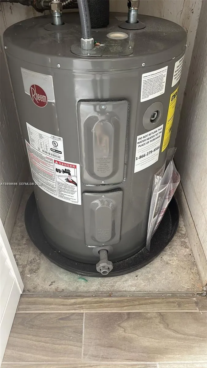 WATER HEATER