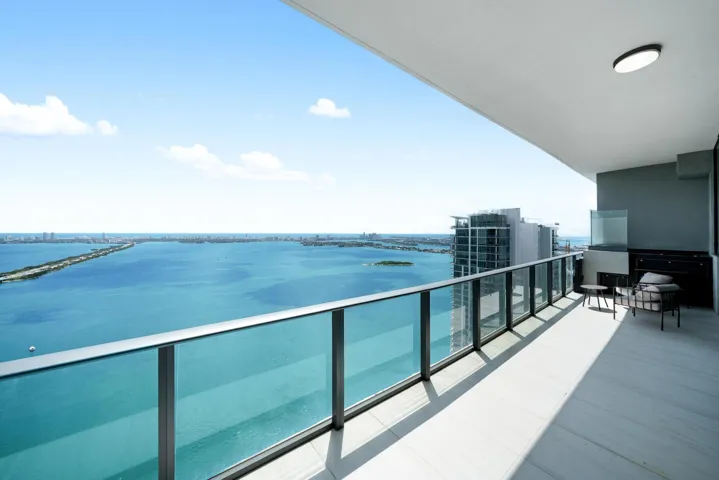 480 NE 31st St, Miami, FL 33137030