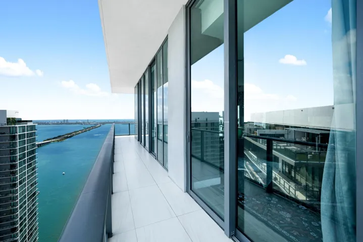 480 NE 31st St, Miami, FL 33137023