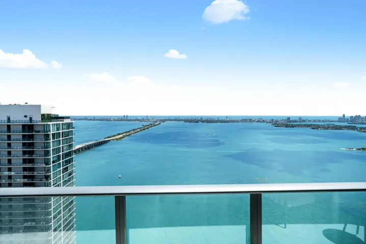 480 NE 31st St, Miami, FL 33137028