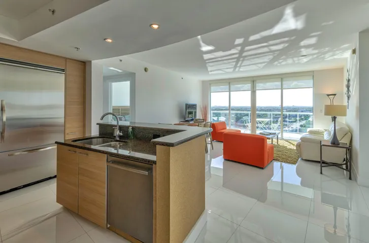 Kitchen to living room