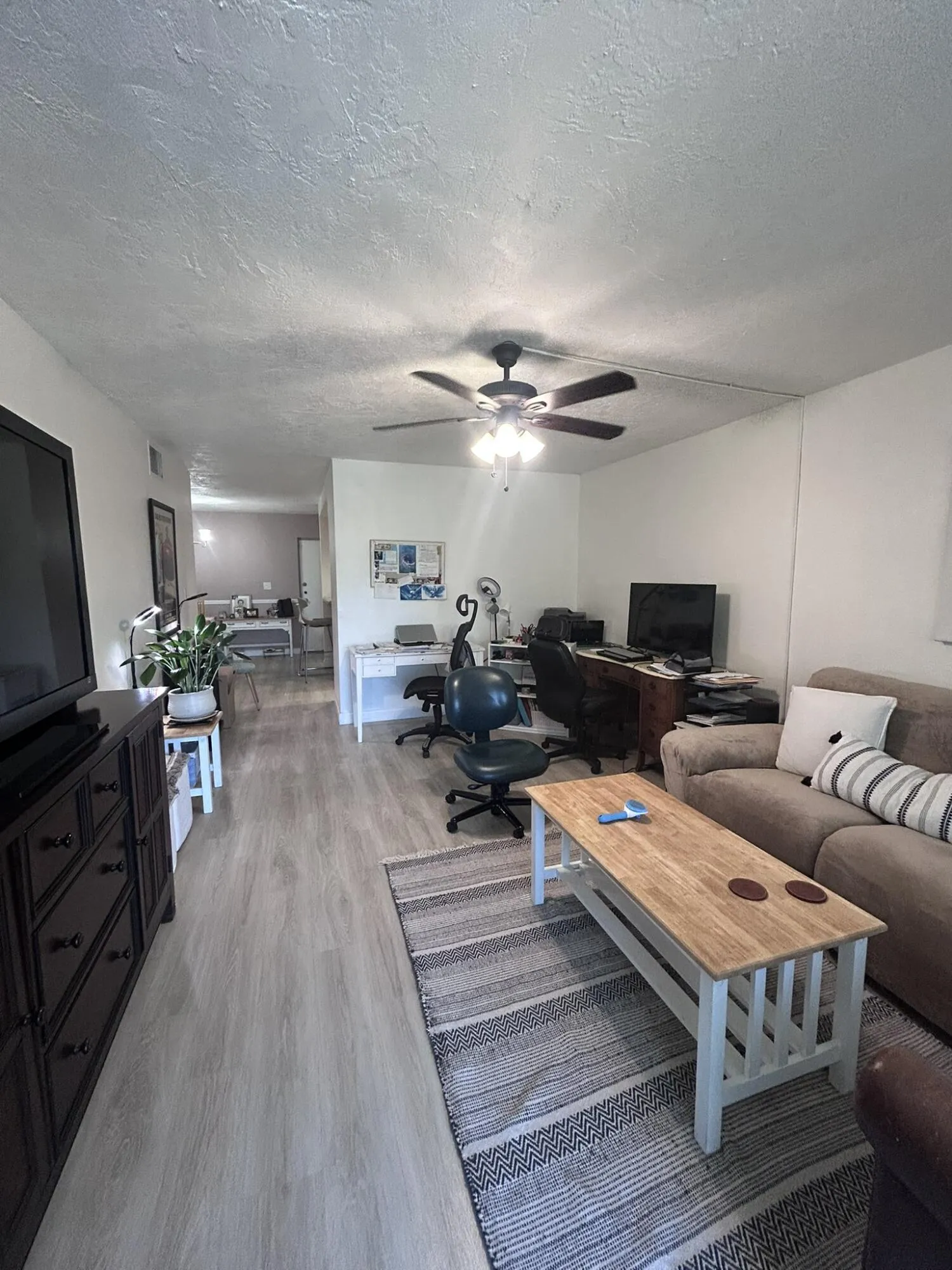 320- Living Room 2