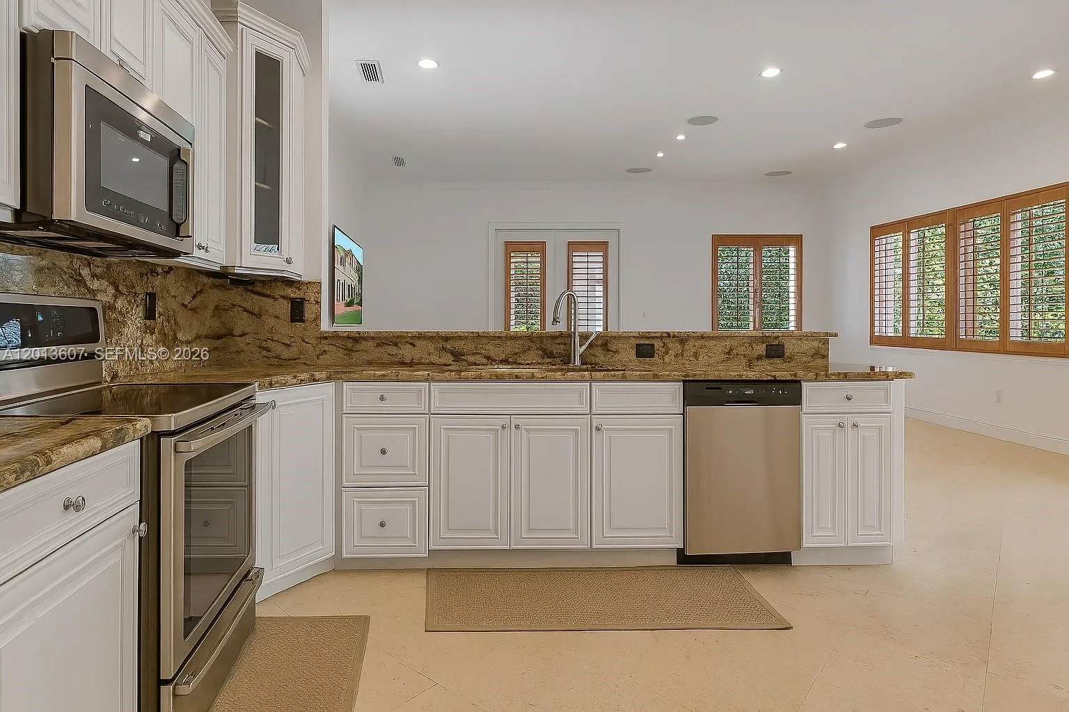Property photo 44