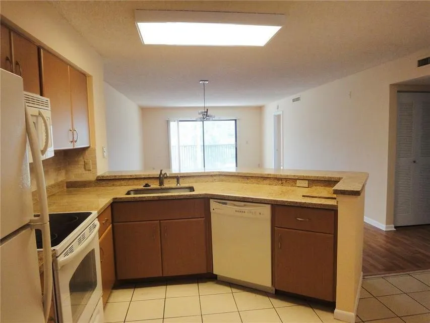 5. Kitchen inside