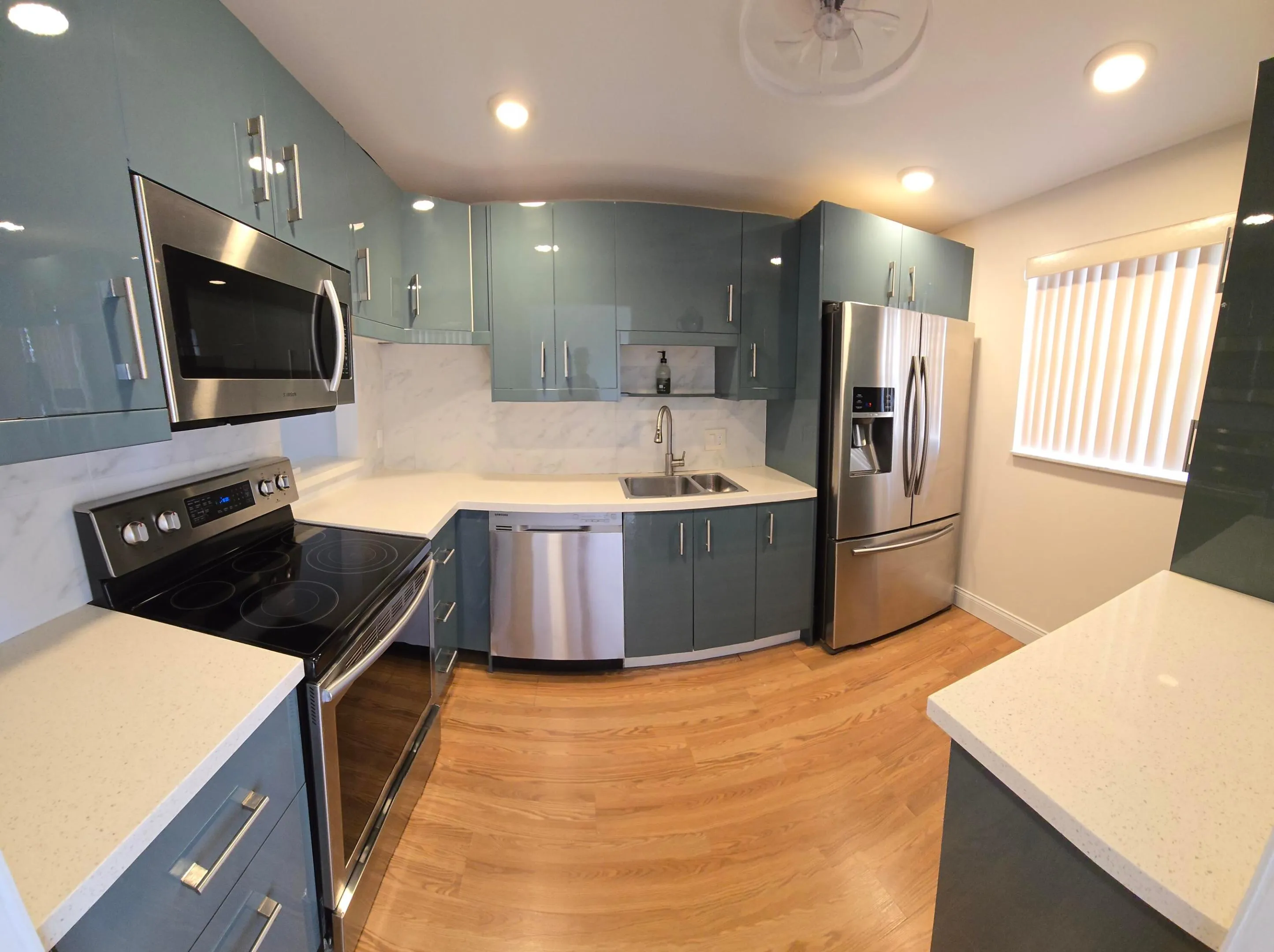 Kitchen_panoramic view