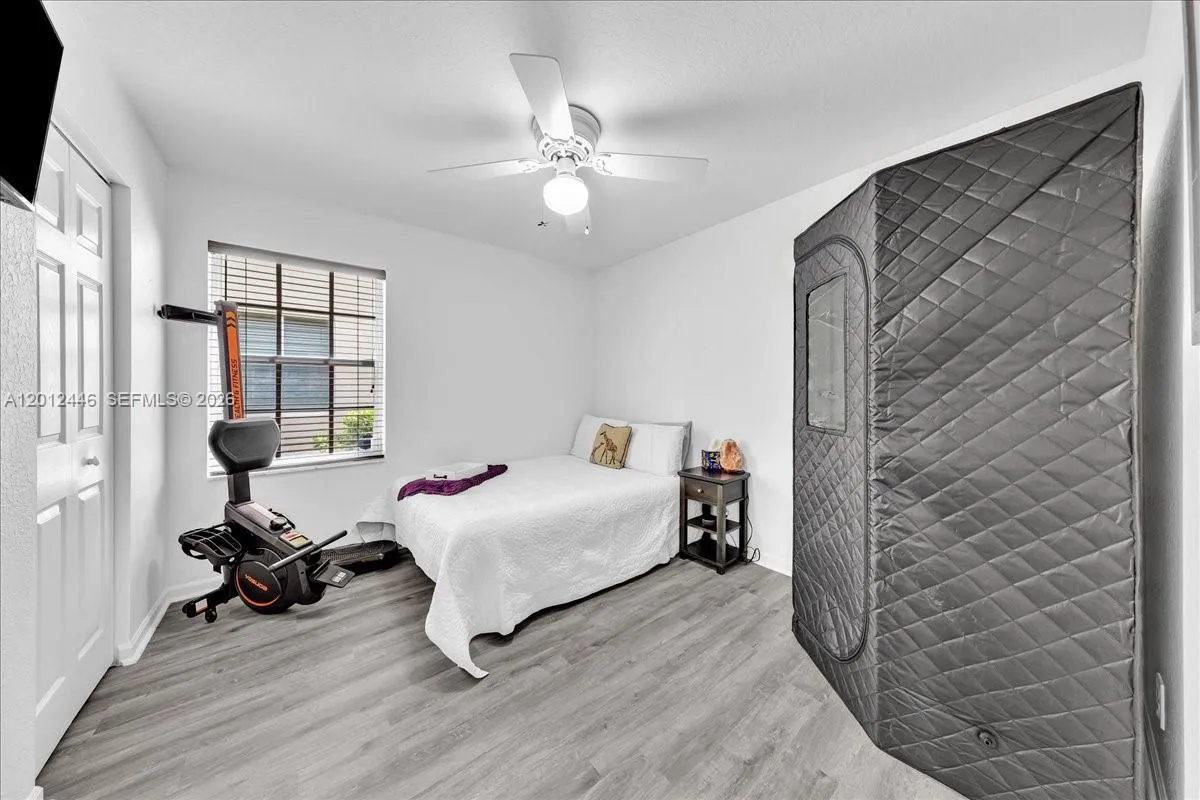 Property photo 92