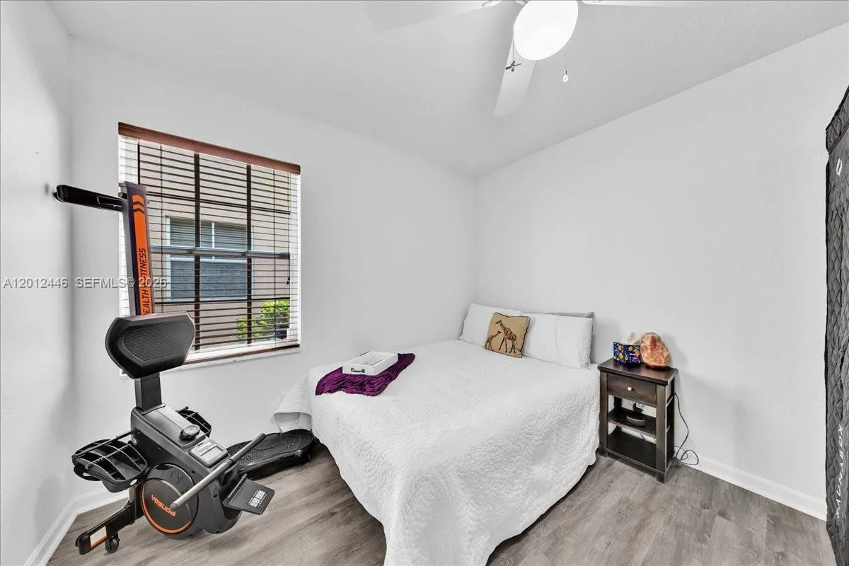 Property photo 94