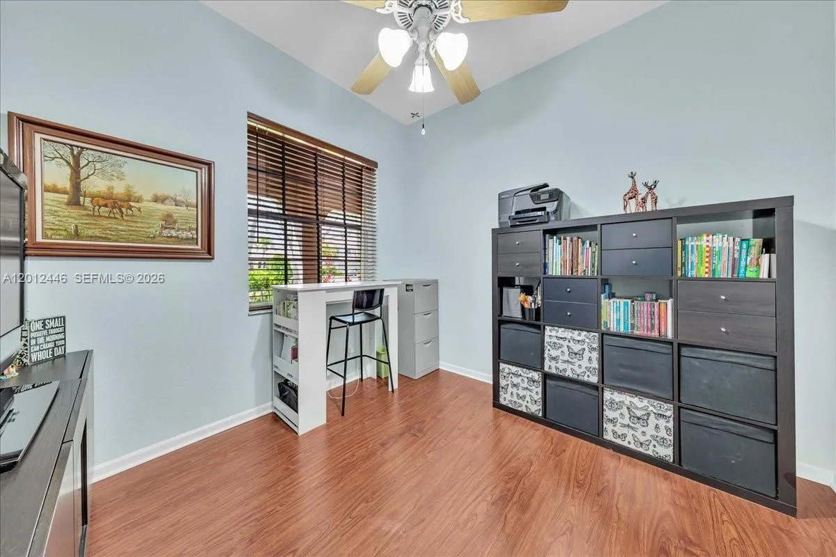 Property photo 99